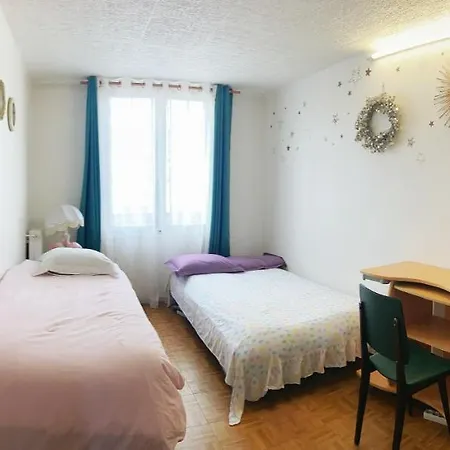 Big Apartment 10 Minuits From Notre Dame De Paris בית אירוח *